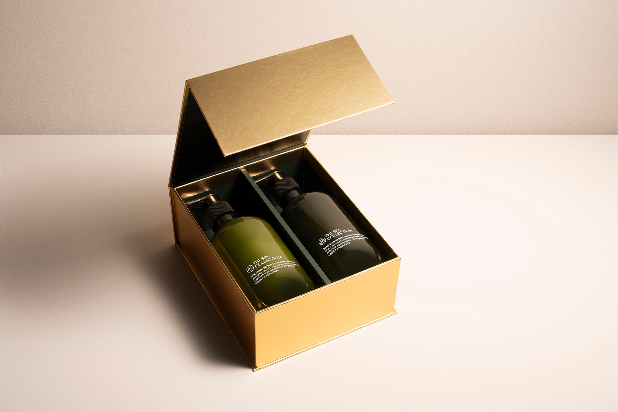 Goldenes Handpflege-Geschenkset - Seife & Lotion - 2 x 475 ml - Vetiver - Ecocert Cosmos Natural